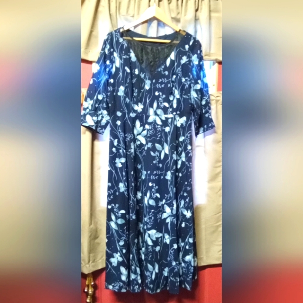 Vintage puff sleeved maxi dress